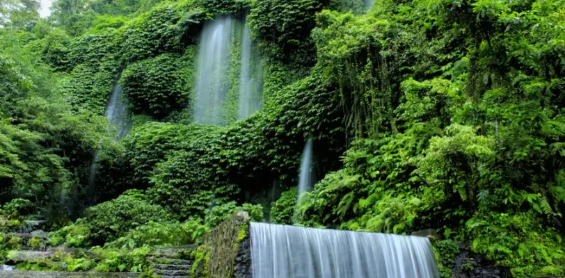 Kelambu waterfall